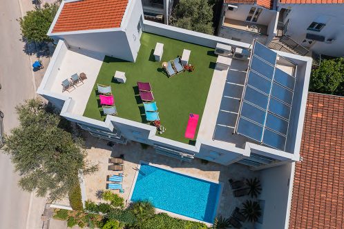 Apartments in Petrovac (PF001)