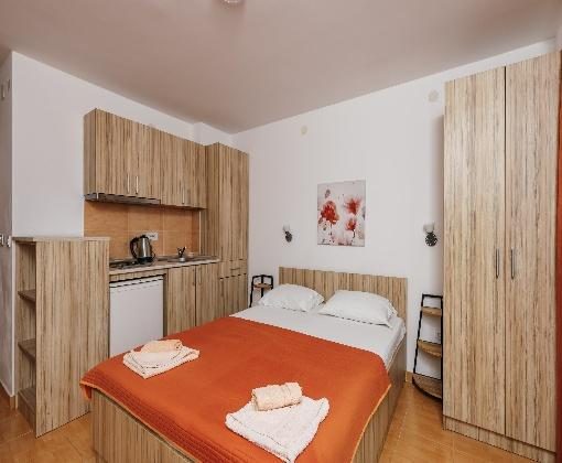Apartments in Petrovac (PN001) — photo 12